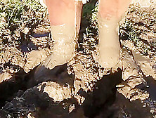Ugg Triple Button Chestnut Boots Deep Mud