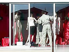 U3010Time Stopu3011Naked Japanese Girls Posingnaked In A Store Window(Manekin)
