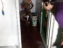 Bhabhi C0Ught Devar Masturbating With Her Bra Panty