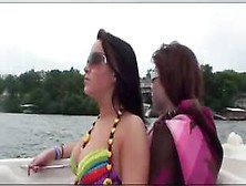 Boobs And Boats In Missouri