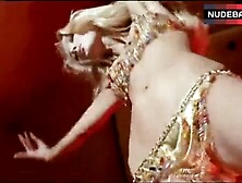 Barbara Bouchet Erotic Dance – Milano Calibro 9