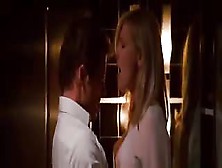Kirsten Dunst Makes Out In Bathroom