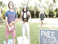 Free Yoga Lesson Ends Up With Mind-Blowing Copulation