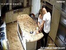 Ipcam – Slavic Couple Has Sex In The Kitchen