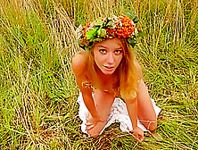 Ella Flower Power In The Grass