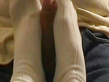 Amateur Hottie Loves Wearing Sexy Socks While Giving A Footjob