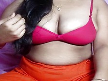 Bengali Desi Housewife Showing Her Milky Boobs