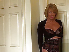 Gorgeous Mature Lady Amy Seduces With Her Super Hot Body