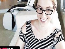 Sislovesme - Incredible Sexy Huge Assed Bombshell With Glasses Lets Her