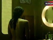 Melissa O'neil Shower Scene – Dark Matter