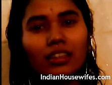 Hot Desi Housewife Masturbation Scene