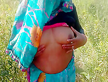 Indian Outdoor Sex 10 Min With Village Outdoor