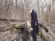 The Chick Made A Quick Oral Sex Inside The Woods On