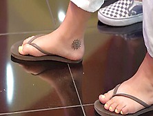 Voyeur Camera Captures Sexy Teenage Babes Feet With Yellow Nail Polish At The Shopping Mall