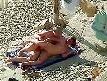 Couple Caught On Camera Having Sex On The Beach