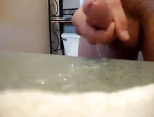 Close Up Squirting Amateur