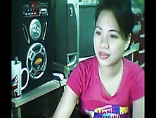 Webcams – Cute Lady With Perky Boobs