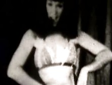 Vídeo Vintage De Striptease.
