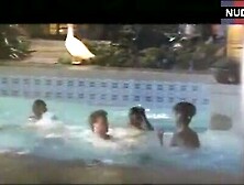 Tiffany Helm Nude In Pool – O. C.  And Stiggs