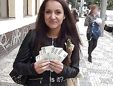 Money In Exchange For Oralsex