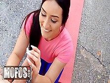 Annie Reis Gets A Hardcore Fuck With Her Yoga Instructor In Pov
