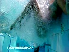 New-She-Likes-To-Feel-The-Underwater-Massage-All-Over-Her-Body Uwsc4K. Mp4