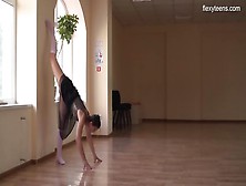 Kim Nadara Sexy Nyked Gymnast