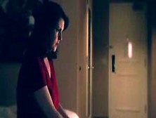 Melanie Lynskey - Togetherness S02E01