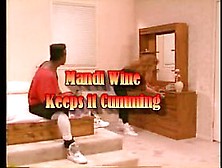 Mandi Wine Keeps It Cumming