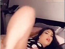 Arab Hot Shemale Show Her Hot Body And Cumming