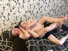 Guy Sleeperholds A Twink Until Pass Out
