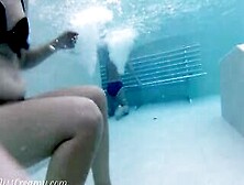 Eighteen School Girl Fingering My Twat Inside A Outdoors Pool Inside Front Of Strangers - Misscreamy