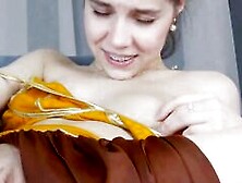 Super Hot Babe With Her Intense Squirting Orgasm