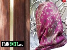 Teamskeet - Gorgeous Muslim Cutie Nadia Ali In Hijab Meets Her New Neighbour With Long African Penis