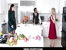 Thanksgiving Day Family Group Sex With Cougar,  Dad,  Brother And