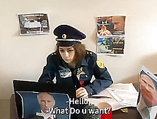 Russian Anti-Corruption Agent Caught On A Bribe Policewoman
