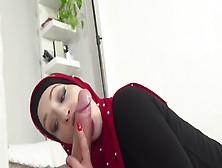 Horny Photographer Nailed Hot Muslim Woman