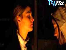 Isabelle Fuhrman Lesbian Scene In The Last Thing Mary Saw