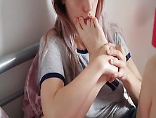 Emo Teen Sitting Down Tasting Her Delicious Toes In Private Fetish Vid