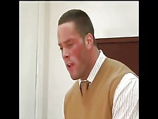 Muscle Guy Fucks The Secretary