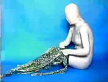 How To Wear A Back Zippered Zentai
