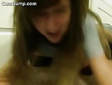 Teen Cam Girl Plays With Her Pussy