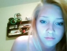 Hot Webcam Blonde Fingering Herself