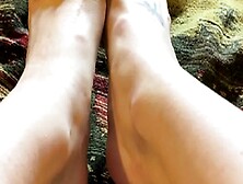 Amateur Foot Fetish Girlfriend Sucks And Gives A Footjob