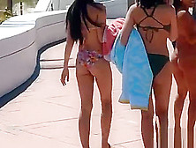 College Teens Picked Up And Fucked On Spring Break