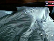 Lindsay Lohan Acrobatic In Bed – Scary Movie