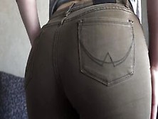 Goddess Bombshell Into Irresistible Tight Jeans Showing Off Her Super Butt 4K
