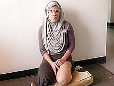 Hijab Bukkake - Green Card Blowjob