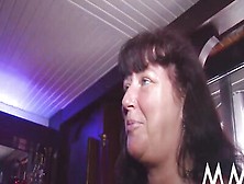 Cameraman Got Permission To Film Naughty Sex Things That Are Going In A Swingers Club