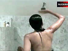 Valeria Ciangherotti Nude Under Shower – The Wind Of Fear